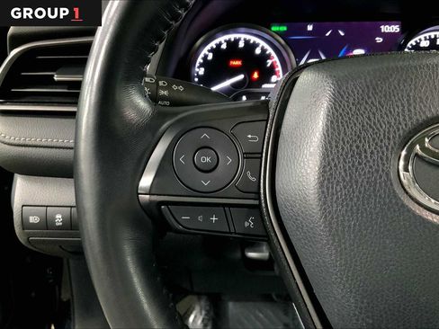 Used 2021 Toyota Camry SE w/ Cold Weather Package image 23