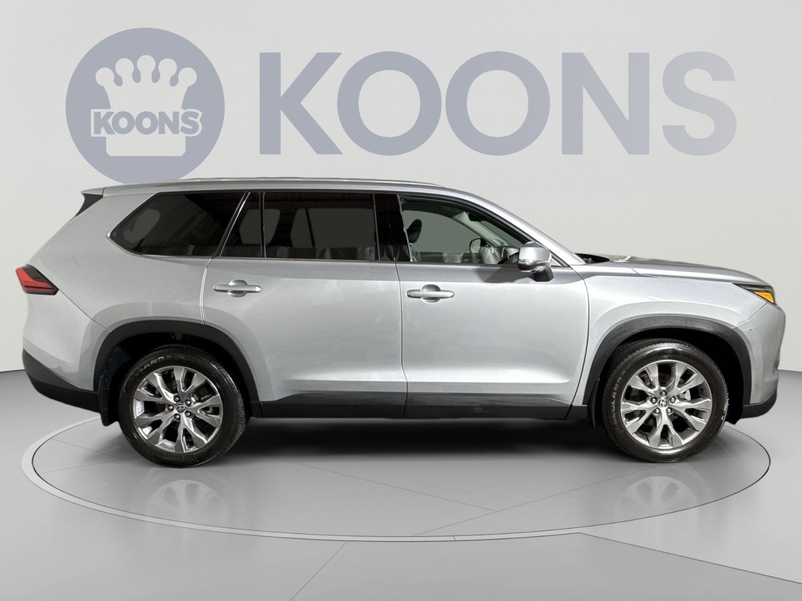 Used 2024 Toyota Grand Highlander AWD image 8