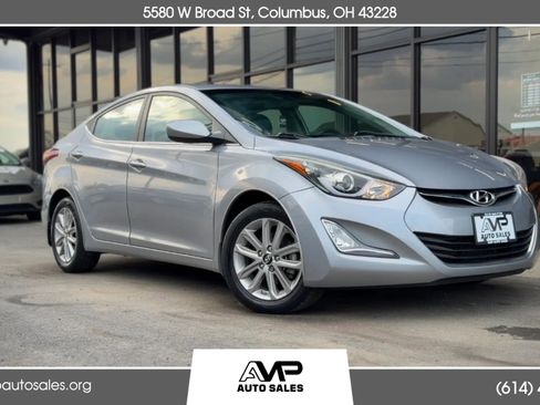 Used 2015 Hyundai Elantra SE w/ Option Group 03 FWD image 1