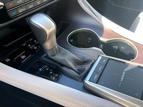 Used 2022 Lexus RX 350 FWD w/ Premium Package image 17