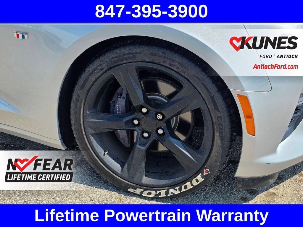 Used 2018 Chevrolet Camaro SS RWD image 12