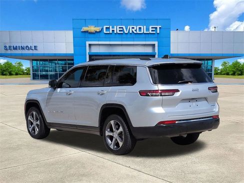 Used 2023 Jeep Grand Cherokee L Limited w/ Luxury Tech Group II image 3