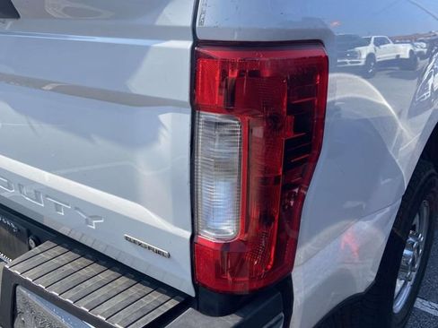Used 2017 Ford F250 XL w/ Power Equipment Group RWD image 7
