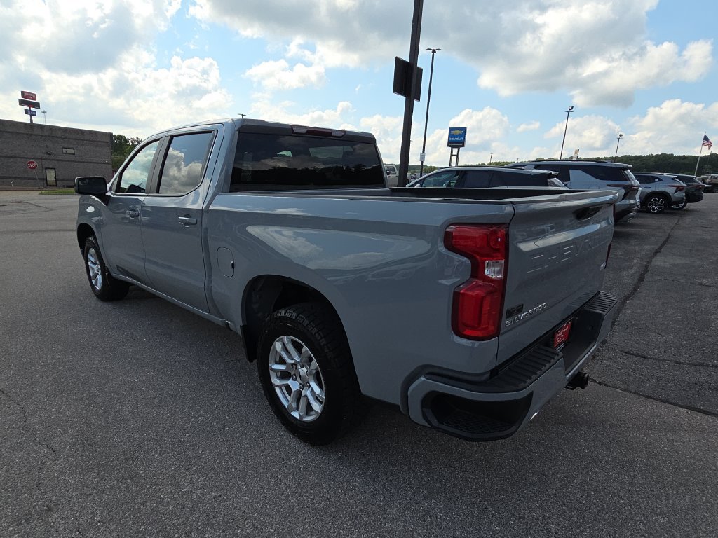 Used 2024 Chevrolet Silverado 1500 RST w/ Z71 Off-Road Package AWD/4WD image 6