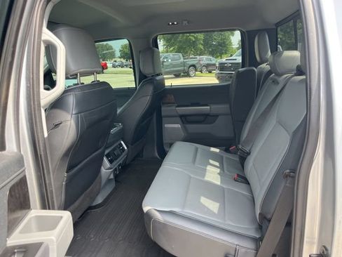 Used 2023 Ford F150 Lariat RWD image 31