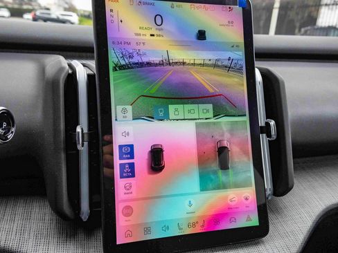 New 2026 Volvo EX30 Cross Country Ultra w/ Protection Package Premier image 33