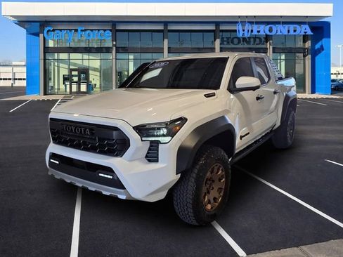 Used 2026 Toyota Tacoma 4x4 Double Cab Hybrid w/ Tow Tech Package image 4