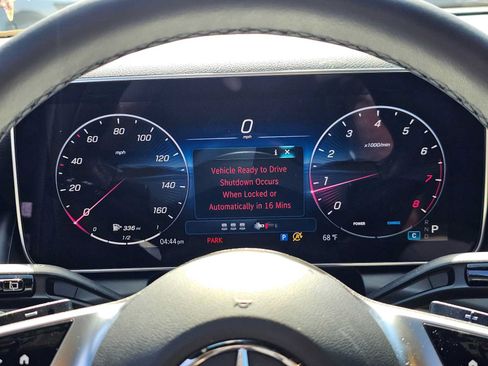Used 2026 Mercedes-Benz GLC 300 4MATIC image 24