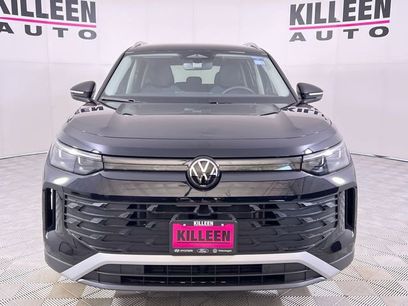 New 2025 Volkswagen Tiguan SE