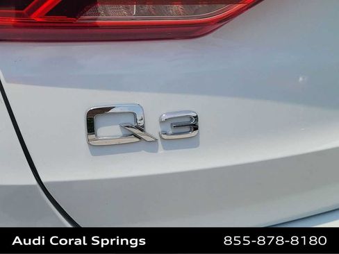 Used 2021 Audi Q3 2.0T Premium w/ Convenience Package AWD/4WD image 15
