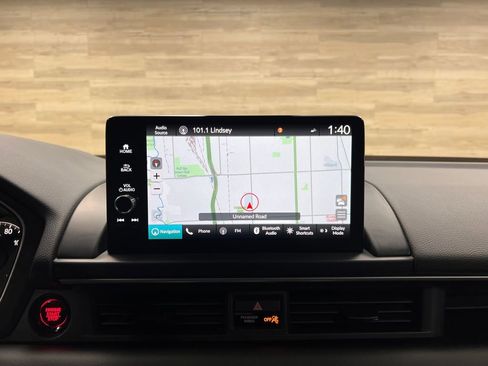 Used 2025 Honda Pilot Touring image 13