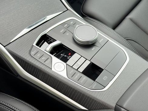 New 2026 BMW 330i Sedan w/ M Sport Package image 11