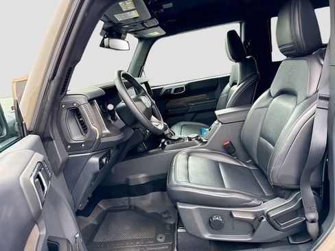Certified 2025 Ford Bronco Badlands AWD/4WD image 29
