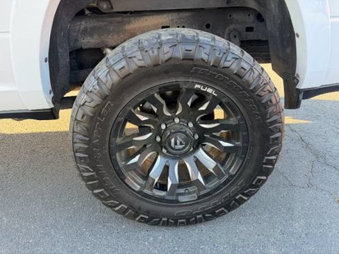 Used 2019 RAM 2500 Limited AWD/4WD image 15