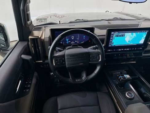 Used 2024 GMC Hummer EV 2X image 26