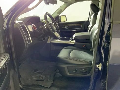 Used 2015 RAM 1500 Laramie w/ Convenience Group AWD/4WD image 18