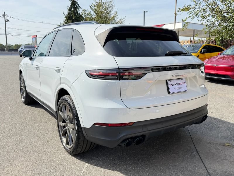Used 2019 Porsche Cayenne S AWD/4WD image 8