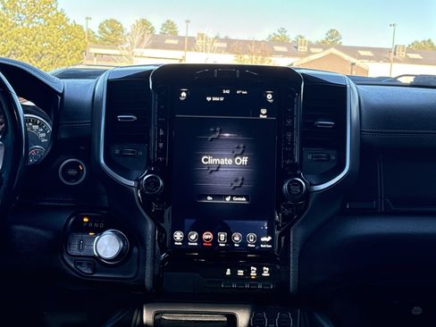 Used 2020 RAM 1500 Laramie image 25