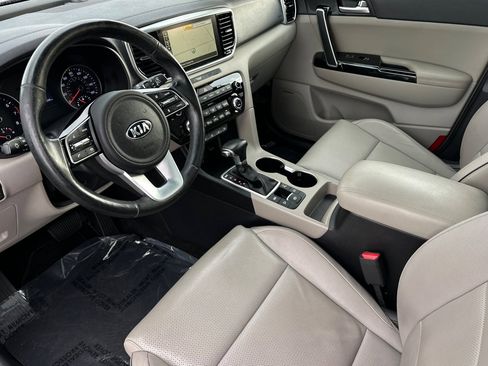 Used 2020 Kia Sportage EX w/ EX Technology Package image 10