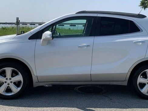 Used 2015 Buick Encore Convenience FWD image 4