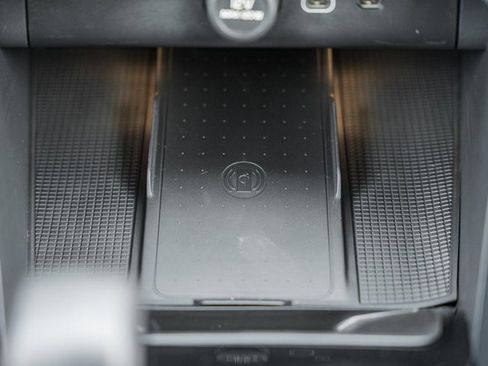 New 2026 Volvo XC40 B5 Ultra w/ Protection Package Premier image 26