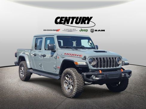 Used 2024 Jeep Gladiator Mojave AWD/4WD image 1