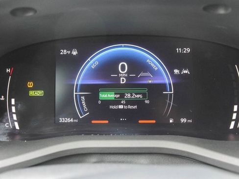 Used 2025 Toyota Camry SE image 26