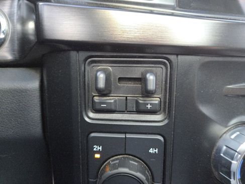 Used 2023 Ford F350 Lariat w/ Lariat Ultimate Package image 12