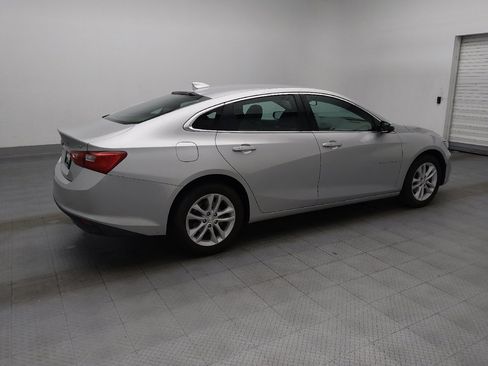 Used 2018 Chevrolet Malibu LT w/ Leather Package FWD image 10