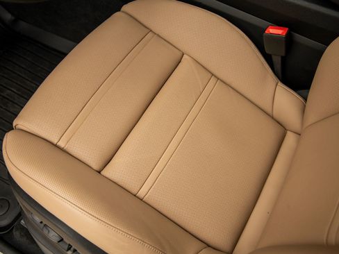 Certified 2026 Porsche Cayenne Coupe AWD/4WD image 23