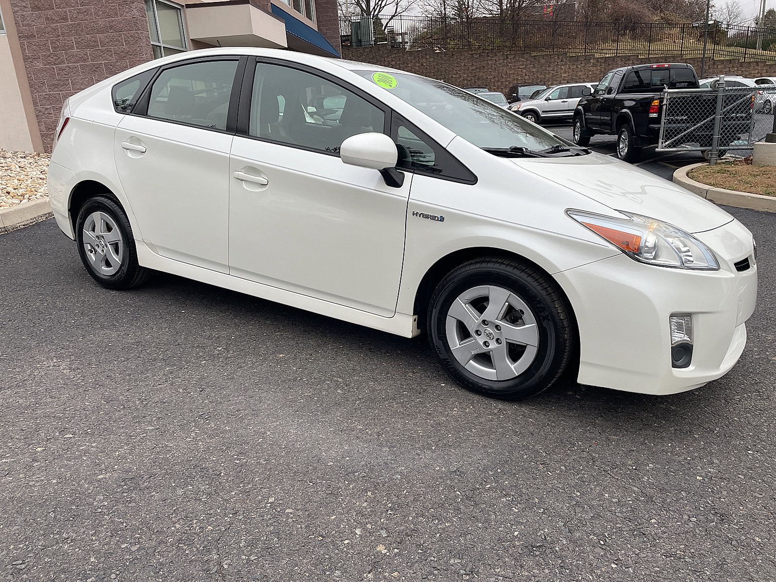 Used 2010 Toyota Prius Two FWD image 2