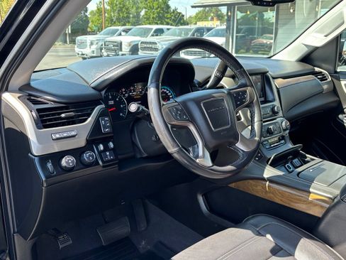 Used 2019 GMC Yukon Denali AWD/4WD image 14