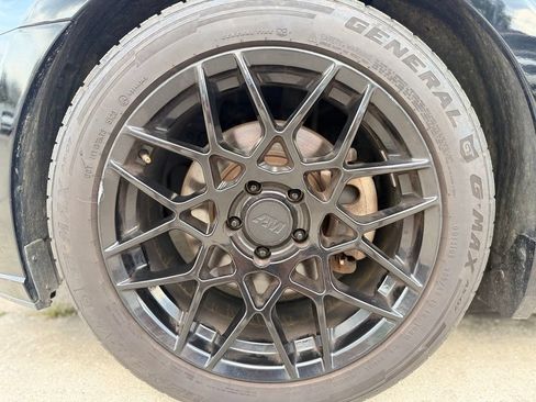Used 2013 Ford Mustang Premium RWD image 9