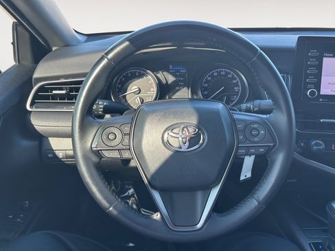 Used 2023 Toyota Camry SE FWD image 13