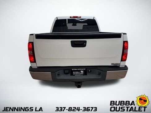 Used 2011 Chevrolet Silverado 1500 LT w/ Regional Value Package image 4