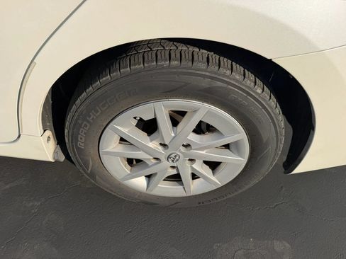 Used 2012 Toyota Prius V Three FWD image 31
