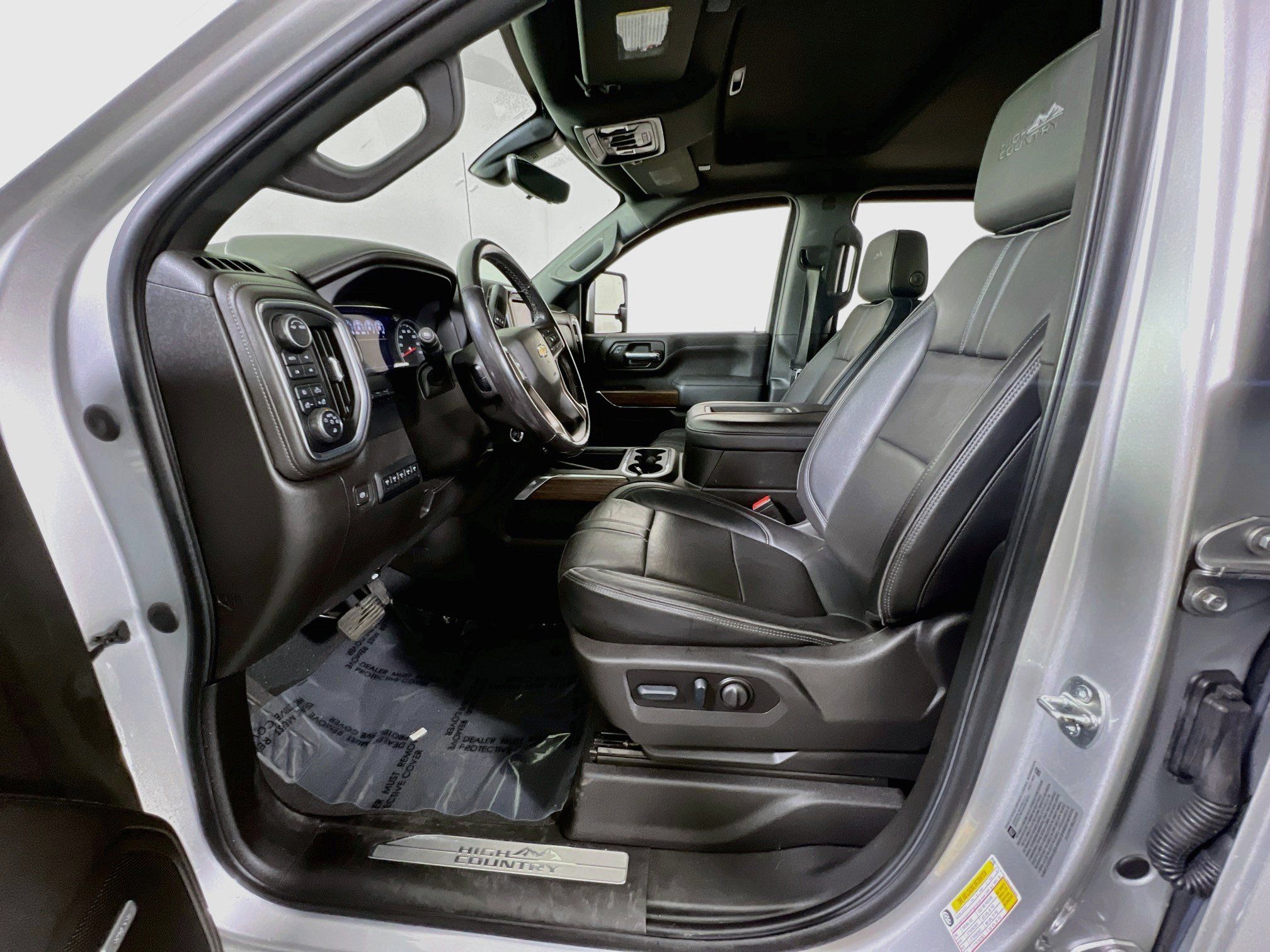 Used 2022 Chevrolet Silverado 2500 High Country w/ Z71 Off-Road Package AWD/4WD image 21