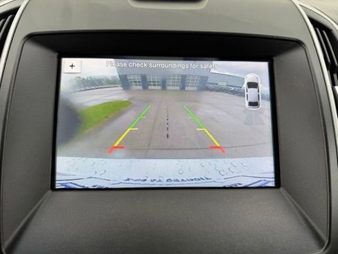 Used 2017 Ford Edge SEL w/ Equipment Group 201A AWD/4WD image 35
