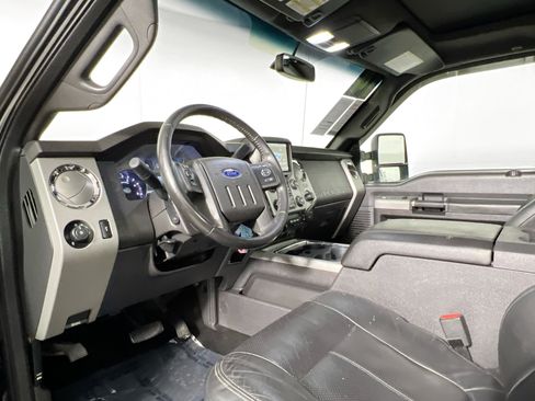 Used 2014 Ford F350 Lariat w/ Camper Package AWD/4WD image 29