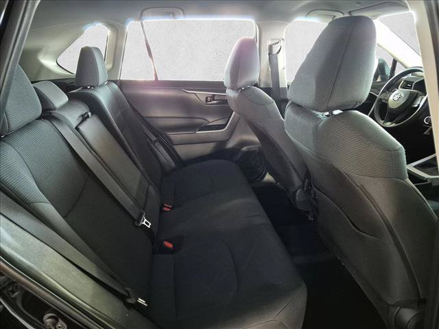 Used 2025 Toyota RAV4 LE FWD image 20