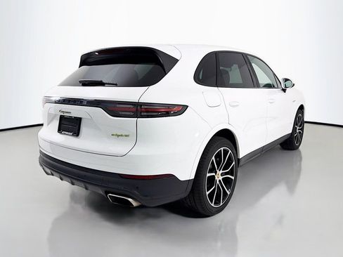 Certified 2019 Porsche Cayenne E-Hybrid AWD/4WD image 9
