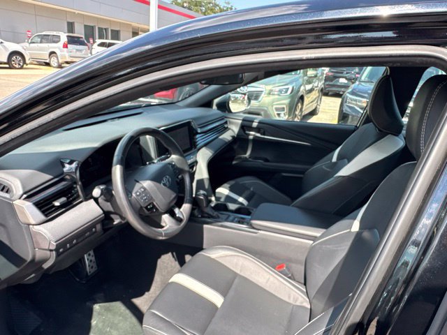 Used 2025 Toyota Camry SE FWD image 44