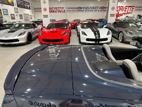 Used 2016 Chevrolet Corvette Stingray Convertible w/ 2LT Preferred Equipment Group RWD image 30