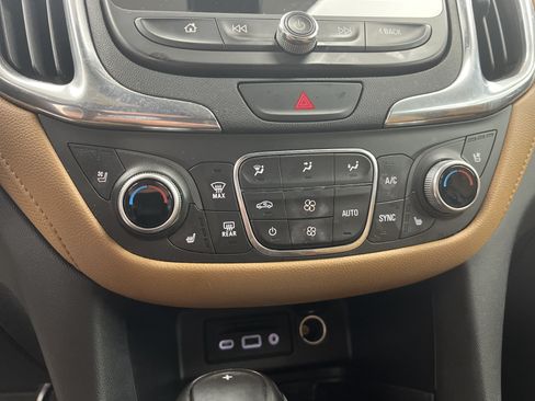 Used 2019 Chevrolet Equinox Premier AWD/4WD image 11