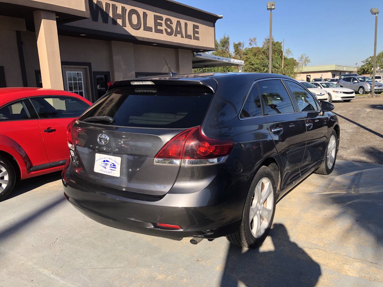 Used 2015 Toyota Venza XLE w/ XLE Premium Package FWD image 2