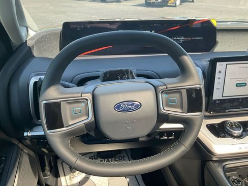New 2026 Ford Expedition Active AWD/4WD image 21