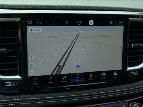 New 2026 Chrysler Pacifica Limited FWD image 22
