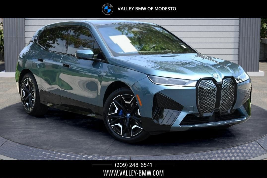 Certified 2024 BMW iX xDrive50 w/ Sport Package AWD/4WD image 1