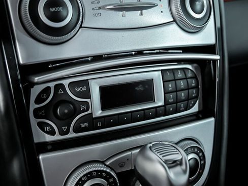 Used 2005 Mercedes-Benz SLR image 37