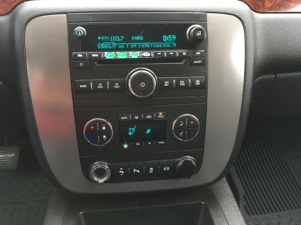 Used 2012 GMC Sierra 3500 SLT w/ SLT Convenience Package AWD/4WD image 17